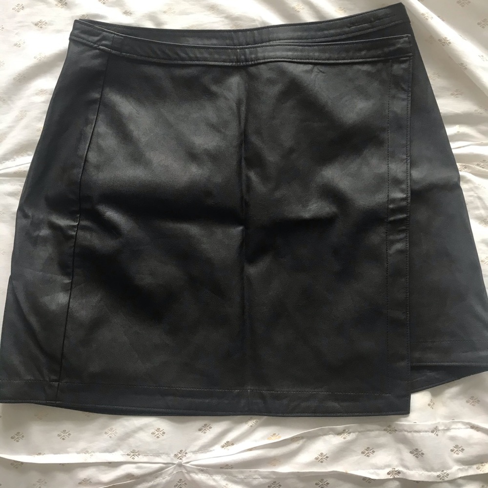 abercrombie faux leather wrap skirt